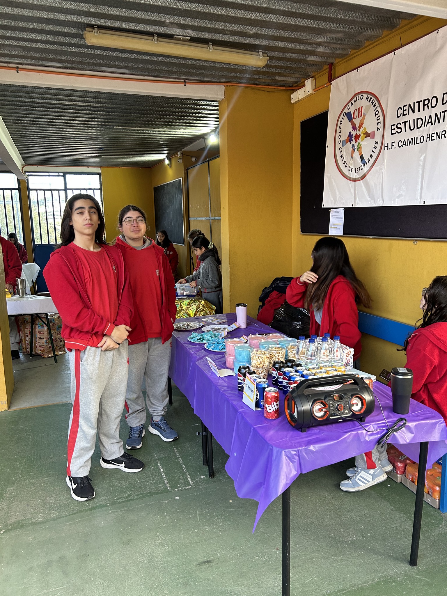 Feria del Emprendimiento 2025 - 504149699_1185068793416111_385596646449311339_n.jpg